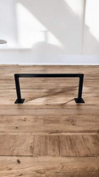 Egekırkan U Tipi Kuaför Berber Tezgah Ayaklığı Siyah Boyalı